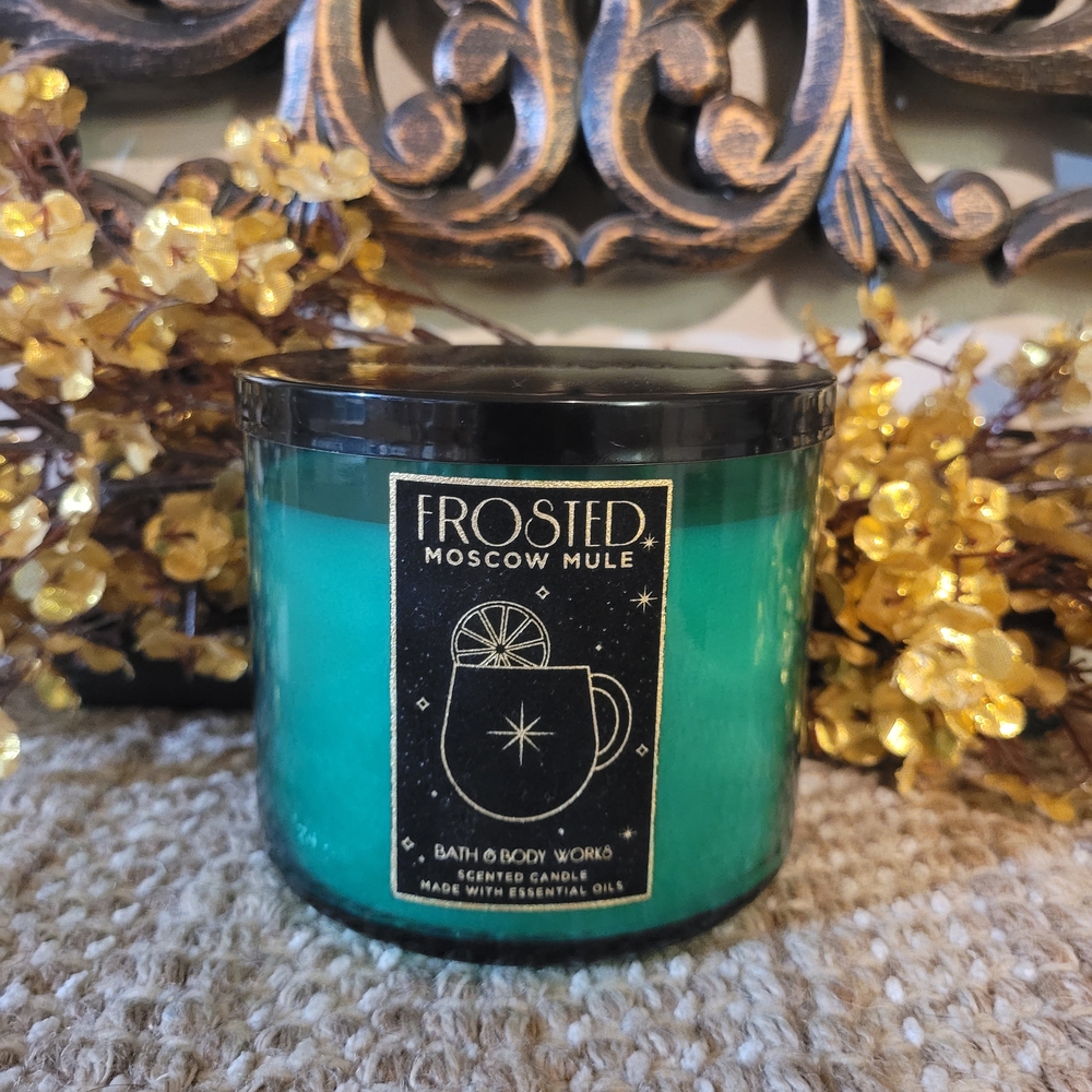 Bath & Body Works Frosted Moscow Mule Candle - Green